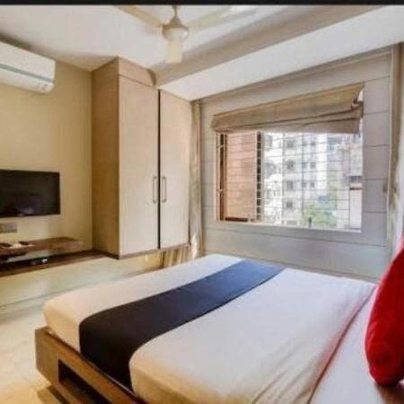 Hotel Pratiksha Residency 나비뭄바이 외부 사진